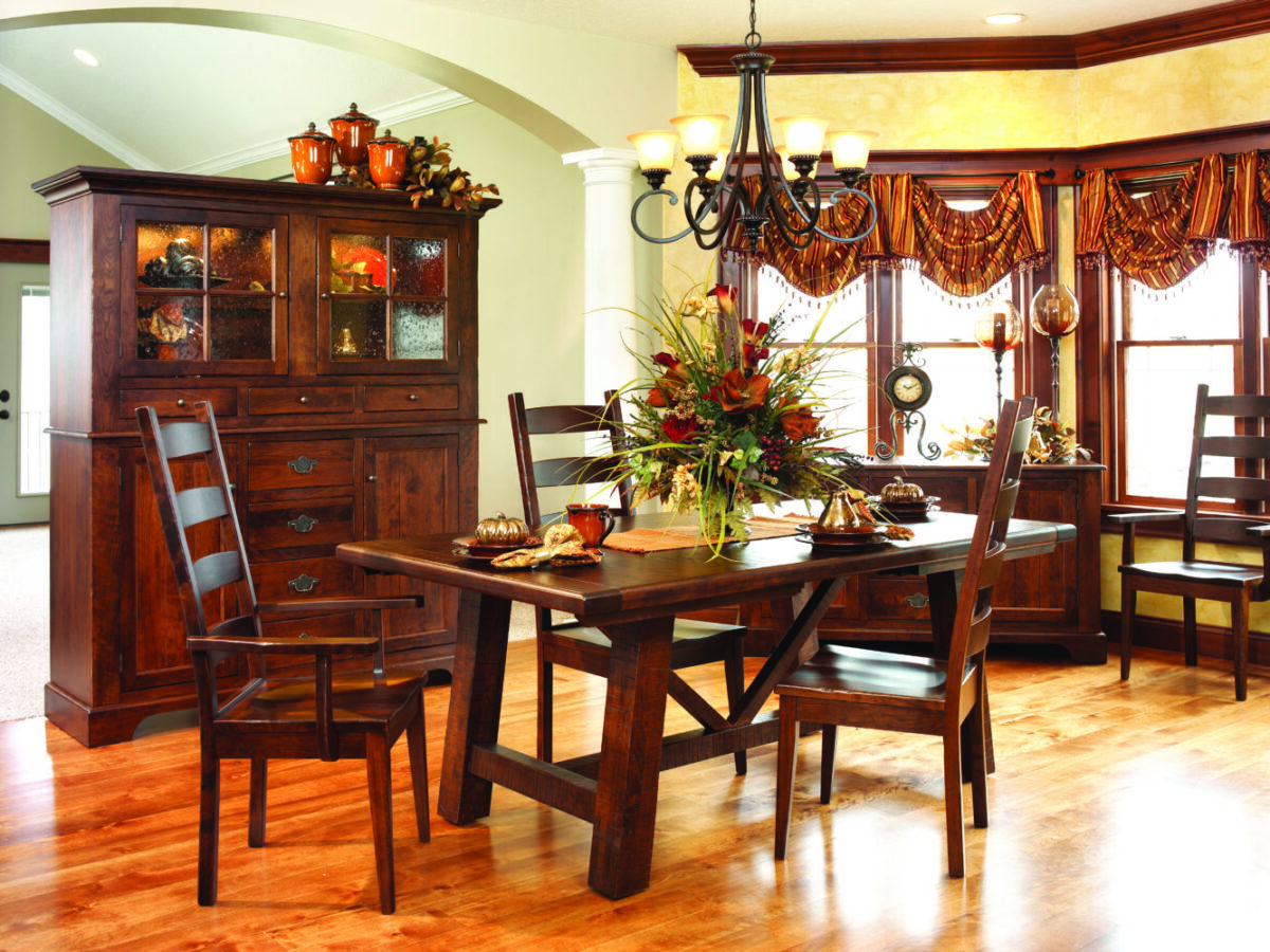 Williamsburg Table - Image 3